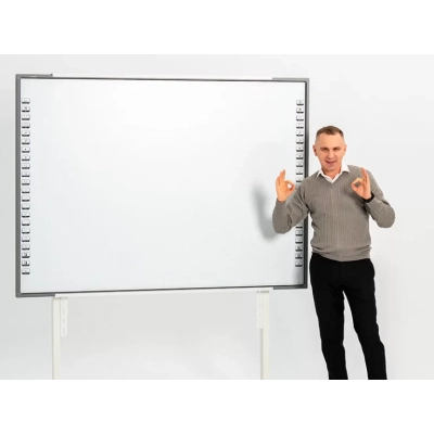 Інтерактивна дошка Intboard UT-TBI82X