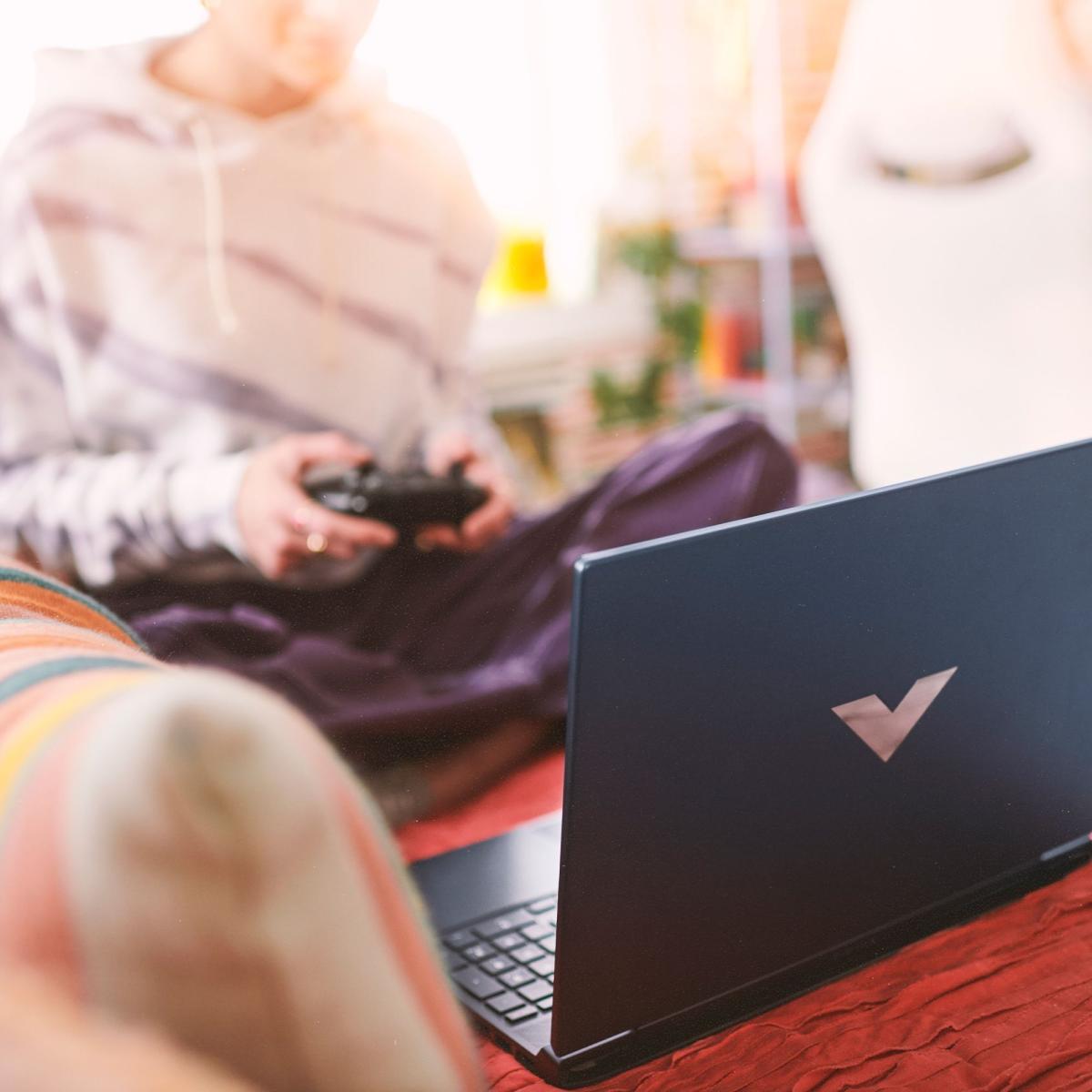 Ноутбук HP Victus 15-fb3019ua (BW7Q3EA) Blue