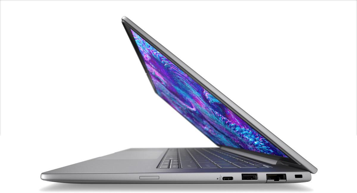 Ноутбук HP ZBook 8 G1i 14 (B30JFES) Silver