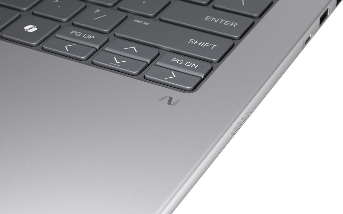 Ноутбук HP ZBook 8 G1i 14 (B30JFES) Silver