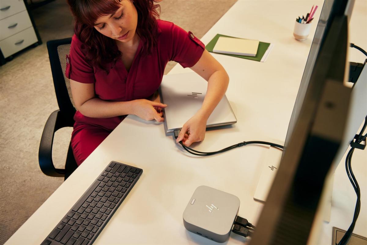 Док-станція HP Thunderbolt 4 Ultra 280W G6 Dock (AW5M5UT)