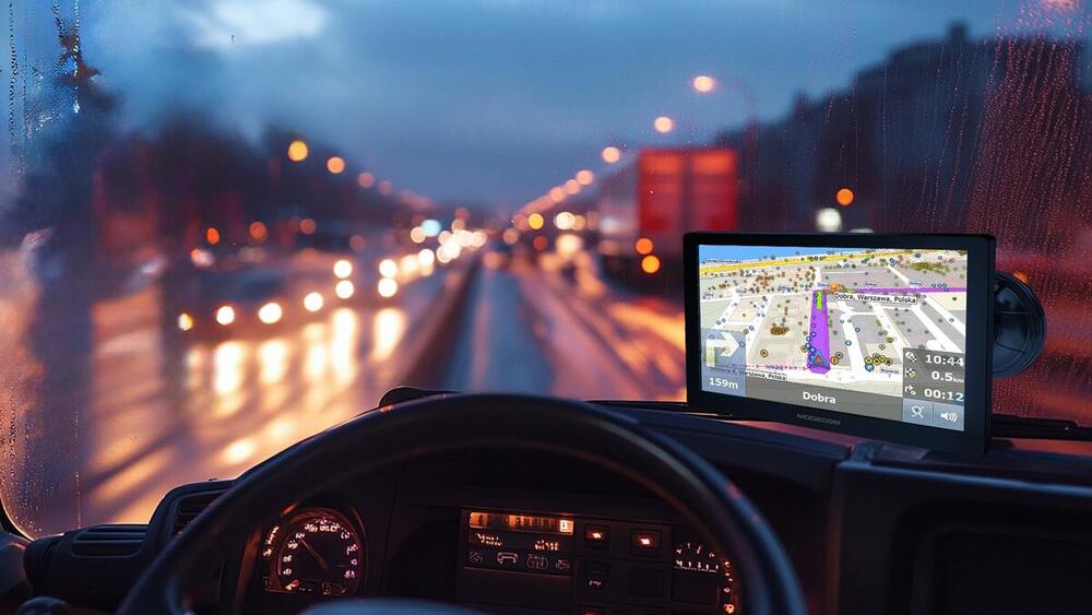 Відеореєстратор Modecom Device FreeWAY CX 9.4 TFT 16GB 9