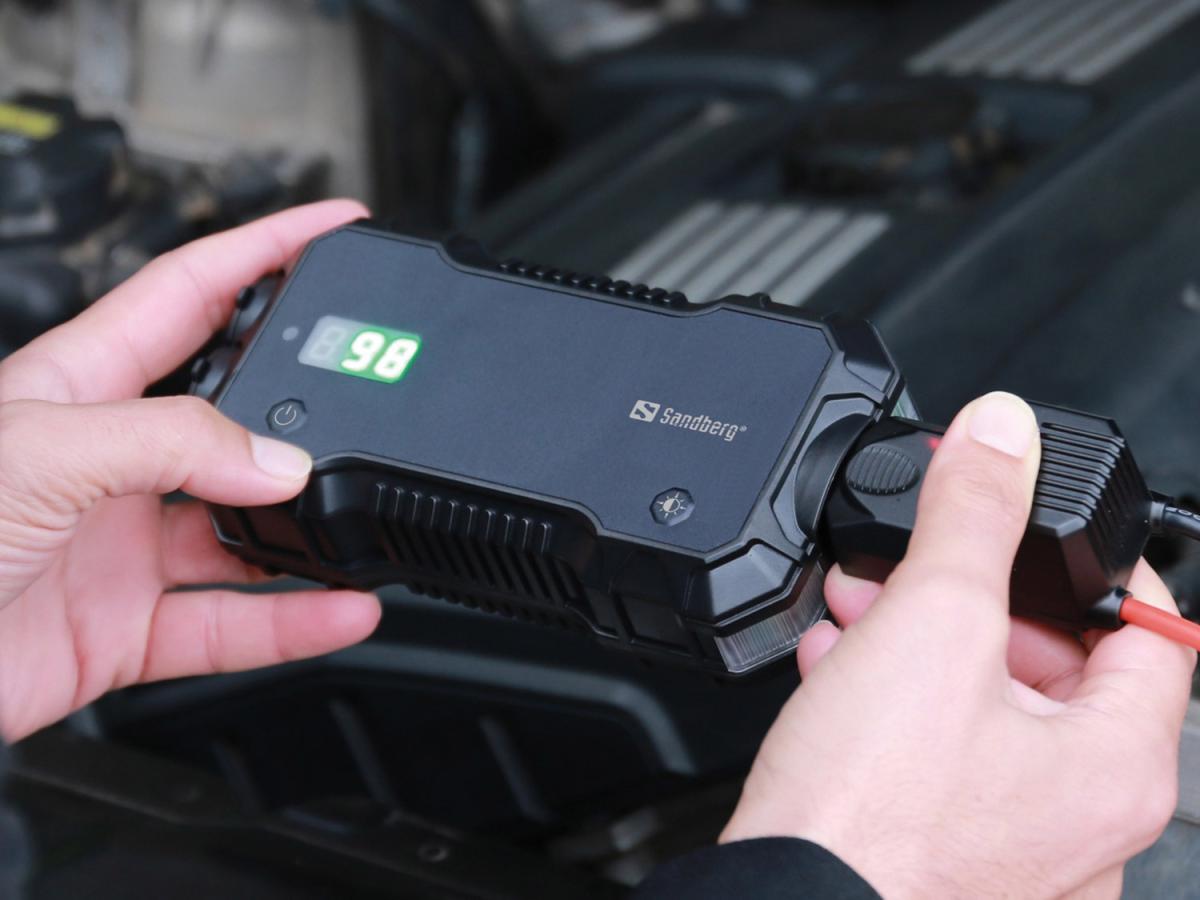 Автомобільний Jump Starter 10000mAh 18W USB-C,USB-A, ліхтар 2W Sandberg (420-98)