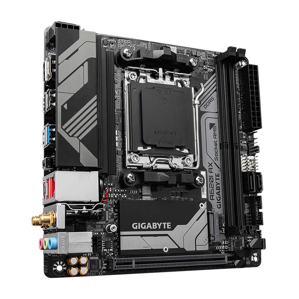 Mатеринська плата GIGABYTE A620I AX (1553285)