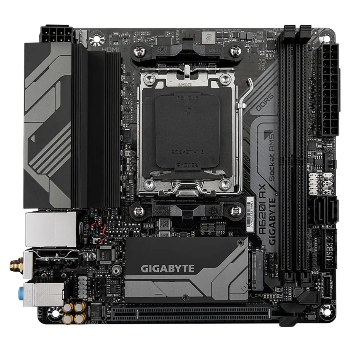 Mатеринська плата GIGABYTE A620I AX (1553285)