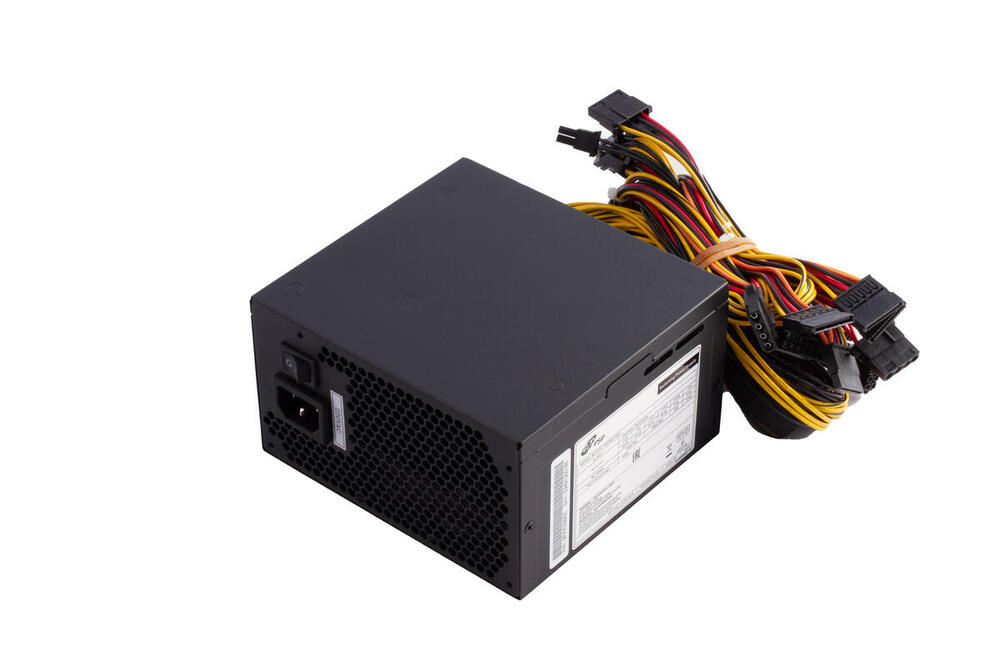 БЖ 700W FSP ATX-700W PNR PRO 120mm silent fan, Retail Box (ATX-700PNR PRO)