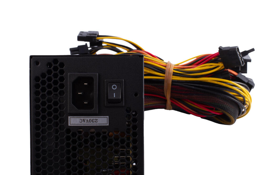 БЖ 700W FSP ATX-700W PNR PRO 120mm silent fan, Retail Box (ATX-700PNR PRO)