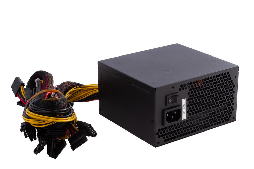 БЖ 700W FSP ATX-700W PNR PRO 120mm silent fan, Retail Box (ATX-700PNR PRO)