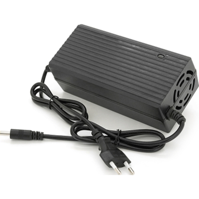 Мережевий зарядний пристрій для АКБ Jinyi JN-7230