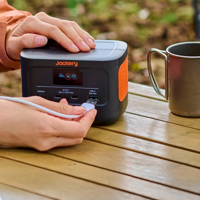 Зарядна станція Jackery Explorer 100 Plus 99.2Ah (Explorer-100PLS)