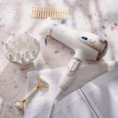 Фен Adler AD 2248 white (AD2248W)