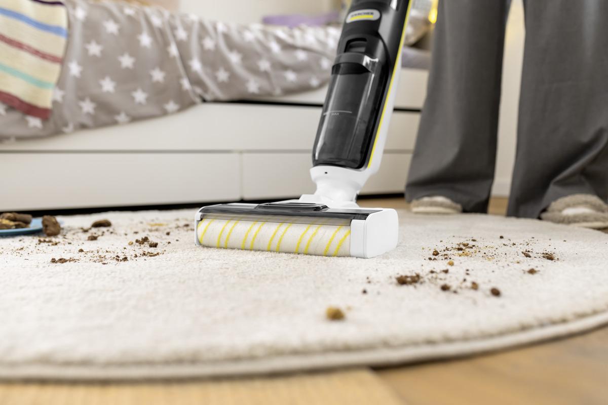 Акумуляторний миючий пилосос Karcher FCV 4 (1.056-131.0)