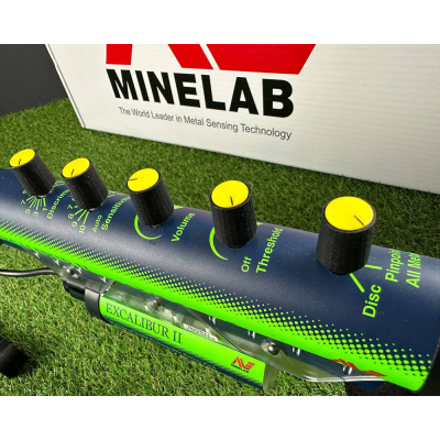 Металошукач Minelab Excalibur II