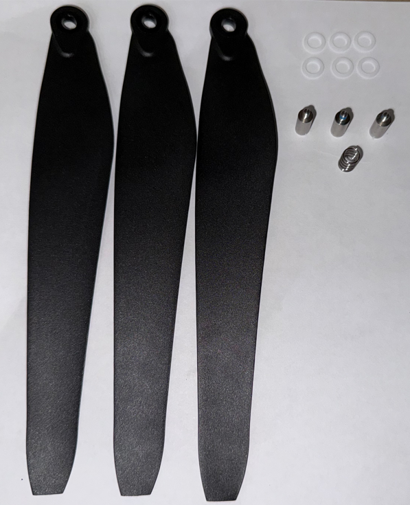 Пропелер Folding 1660 triblade prop CCW 1660 Prop CCW BROTHERHOBBY (1660 Prop CCW)