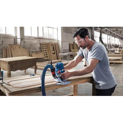 Фрезер Bosch GOF 130 (0.601.6B7.000)