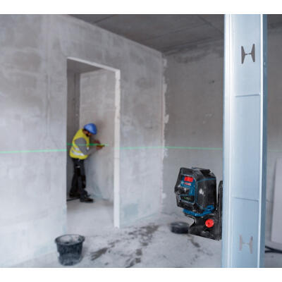 Лазерний нівелір Bosch Professional GCL 2-50 G, до 15 м, з тримачем RM 10, затиском DK 10, мішенню, кейс (0.601.066.M02)