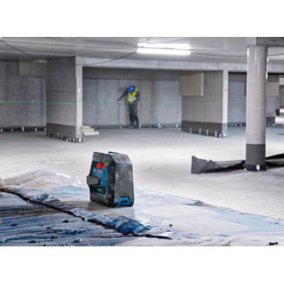 Лазерний нівелір Bosch Professional GCL 2-50 G, до 15 м, з тримачем RM 10, затиском DK 10, мішенню, кейс (0.601.066.M02)
