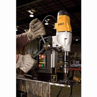 Свердлильний верстат DeWALT з електромагнітним утримувачем, 1200 Вт, 300-450 об/хв, 50 мм, 14.55 кг