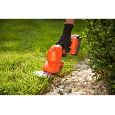 Кущоріз Black&Decker 18 В, 2Ah, насадки- 20 см/8 мм, 10 см/18 мм, (BCSS18D1)