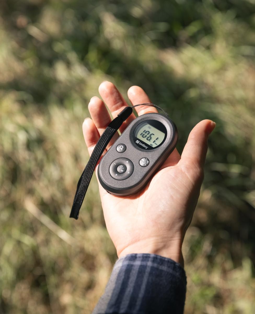 Радіо приймач FM/AM кишеньковий (Rechargeable) з навушниками, Sandberg (421-02)